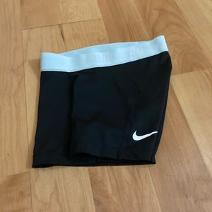 Nike Pro Women’s XS